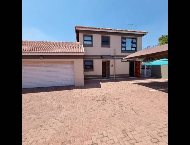3 BEDROOM HOUSE FOR SALE IN EDENDALE